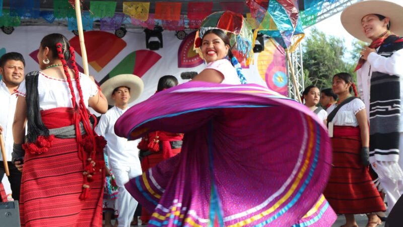 Organizan Guelaguetza en el Centro Cultural Tijuana