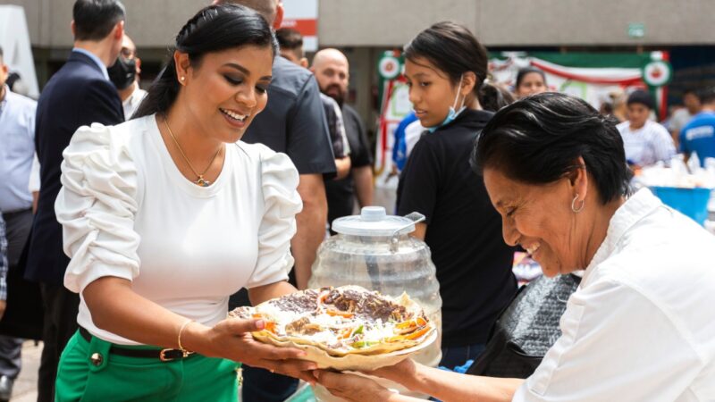 Día de la Indepencia de México, Extraordinaria Ayuda a Migrantes Extranjeros en Tijuana