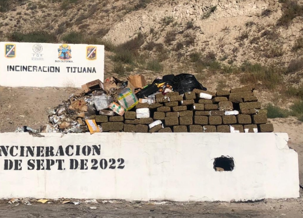 FGR incinera 4 toneladas de narcóticos en Tijuana