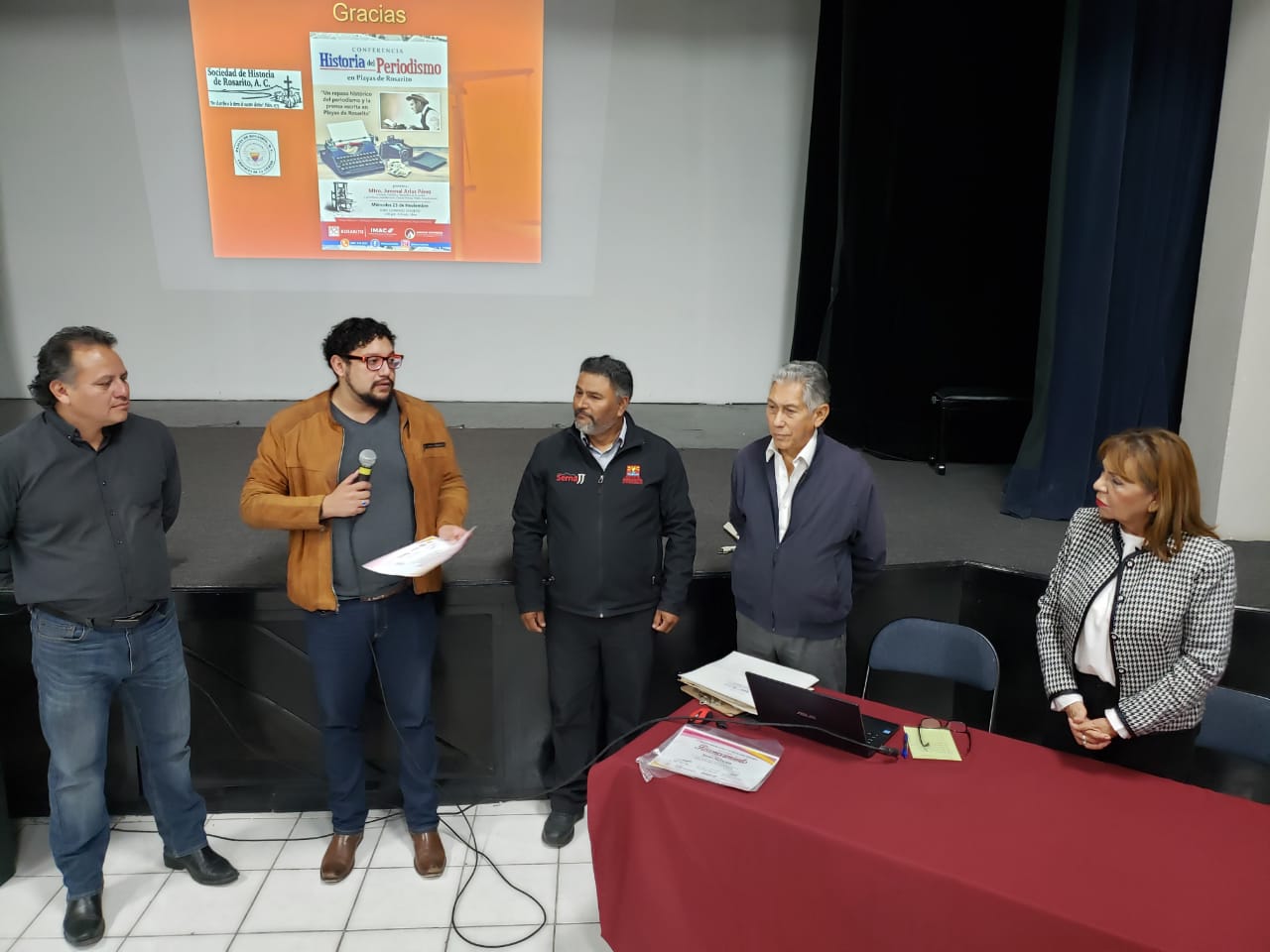 Resaltan historia del periodismo en el IMAC de Rosarito