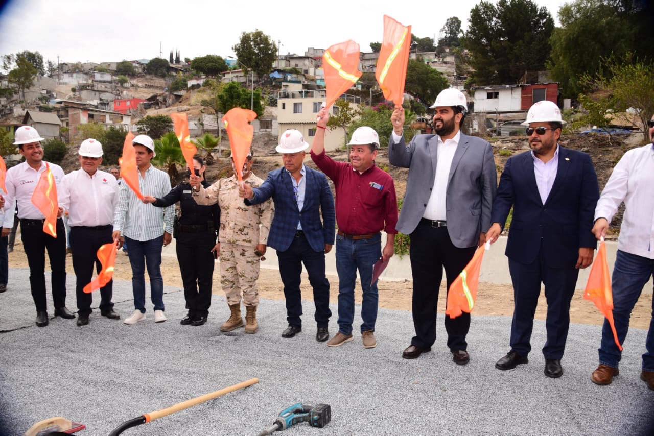 Inician construcción de rampa de frenado en el Libramiento Rosas Magallón