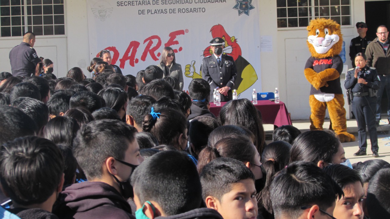 Concluyen programa D.A.R.E. Alumnos de la Secundaria General 125 de Rosarito