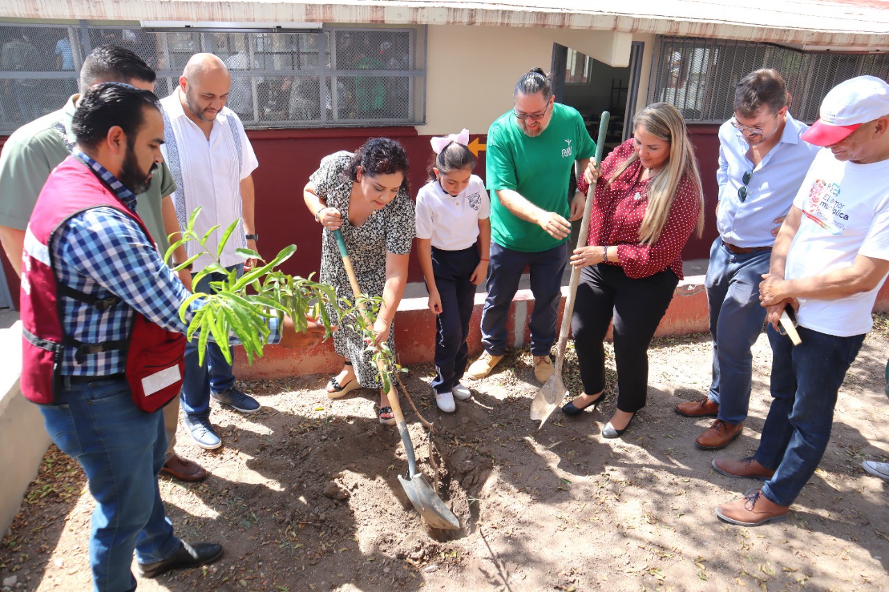 Impulsan Escuelas Verdes en planteles municipales