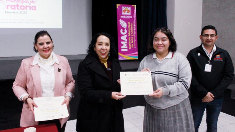 Reconocen a jóvenes rosaritenses participantes del Concurso Municipal de Oratoria Interprepas 2022