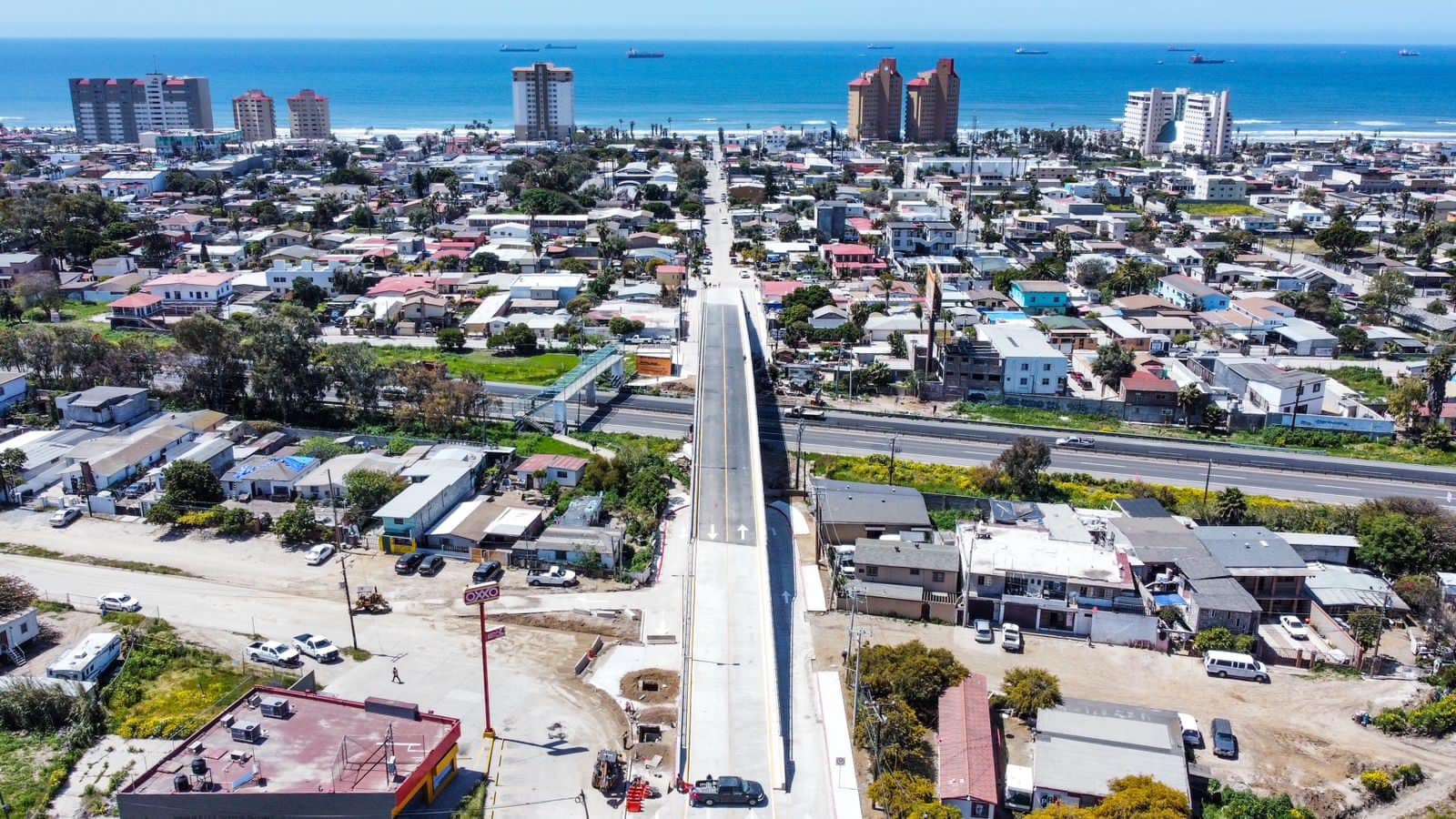 Acuerdan Ayuntamiento de Rosarito y Gobierno del Estado abrir a la circulación el Puente Vehicular Magisterial