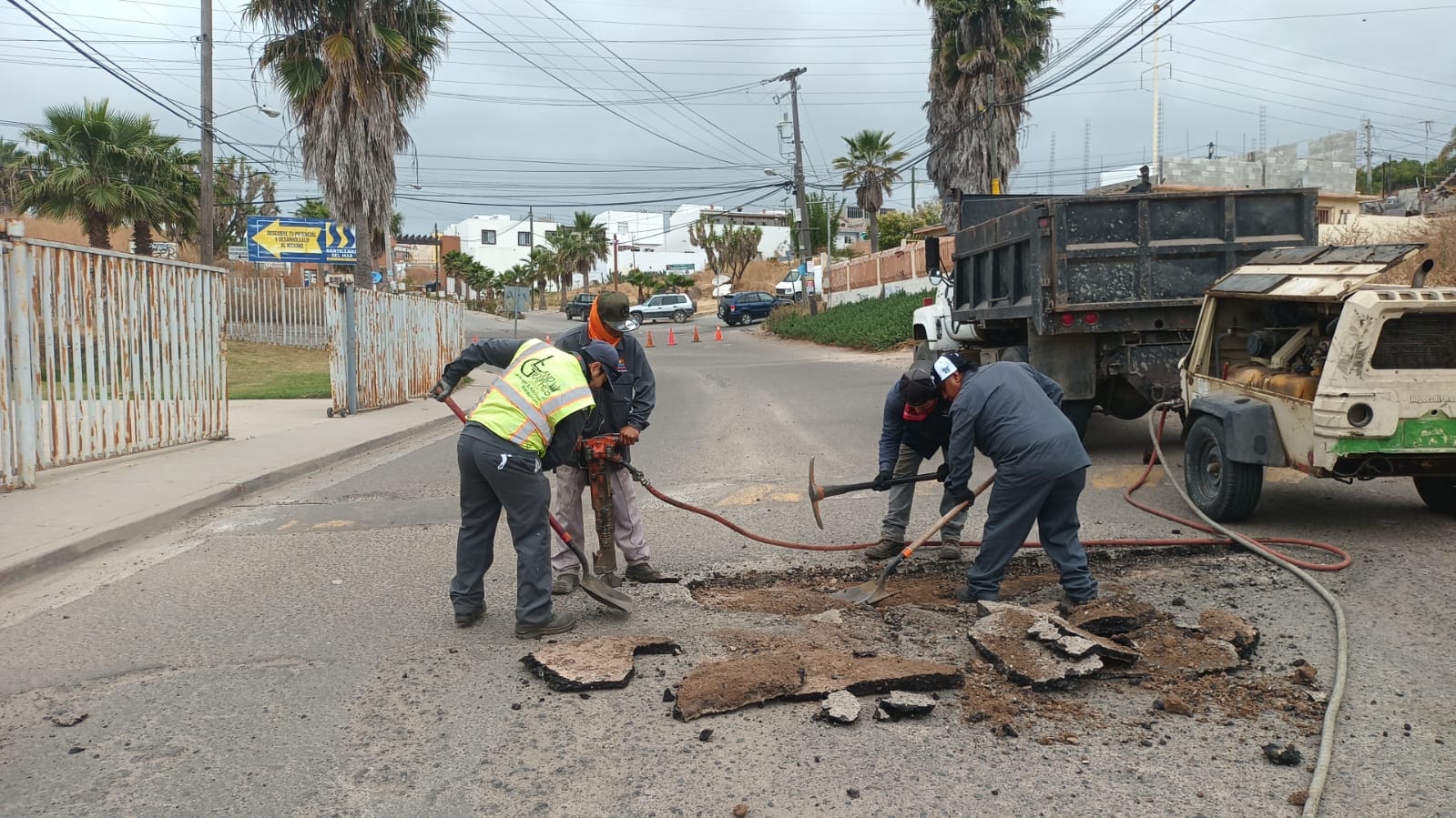 Continúa Gobierno de Rosarito labores de limpieza en la ciudad