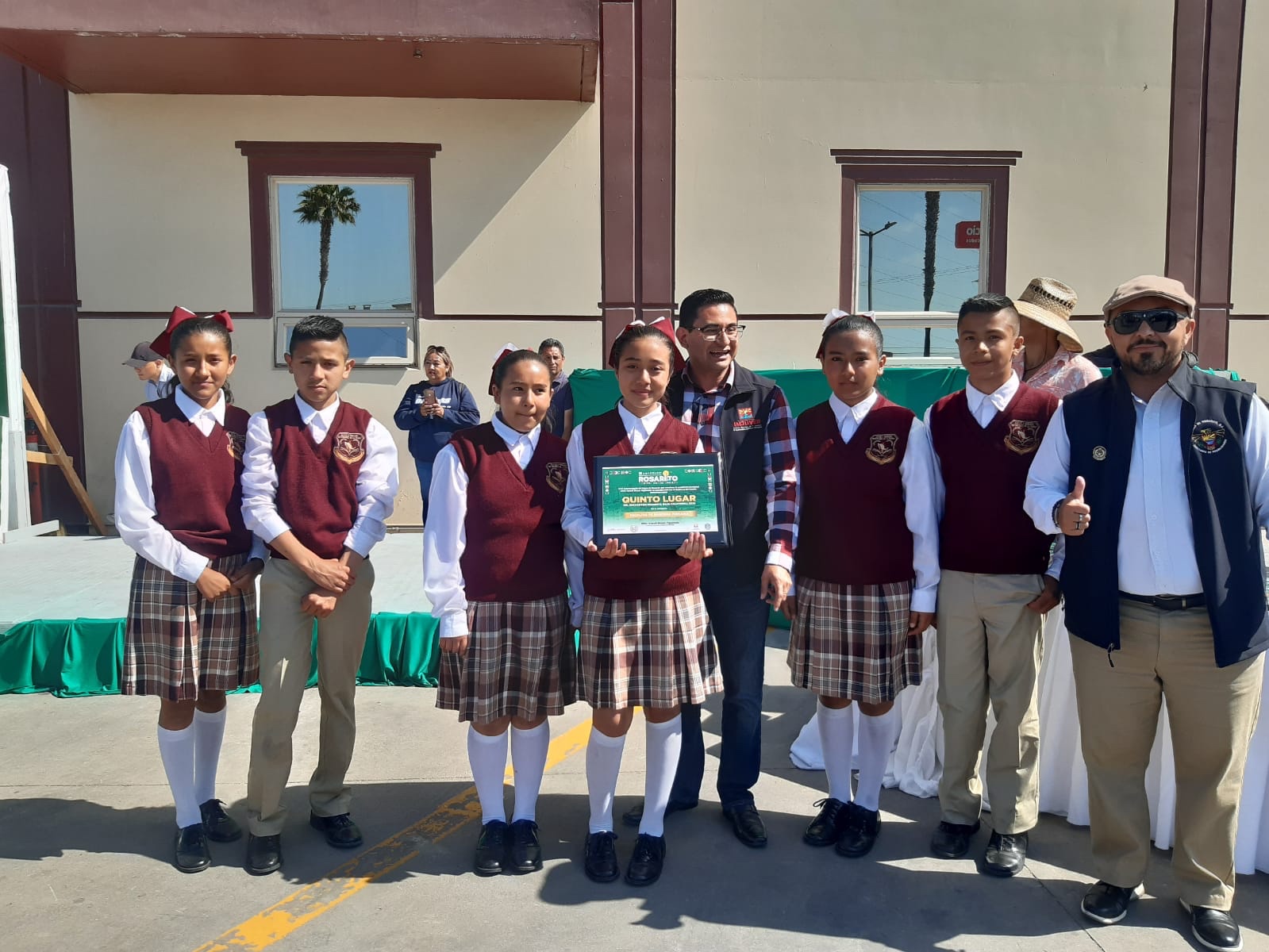 Éxito en Concurso de Bandas de Guerra y Escoltas de Bandera en Playas de Rosarito