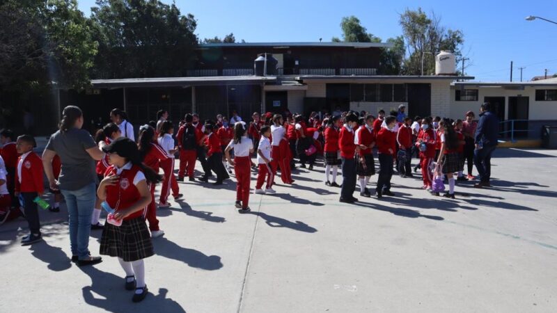 Regresan a clases más de 4 mil alumnos del Sistema Educativo Municipal