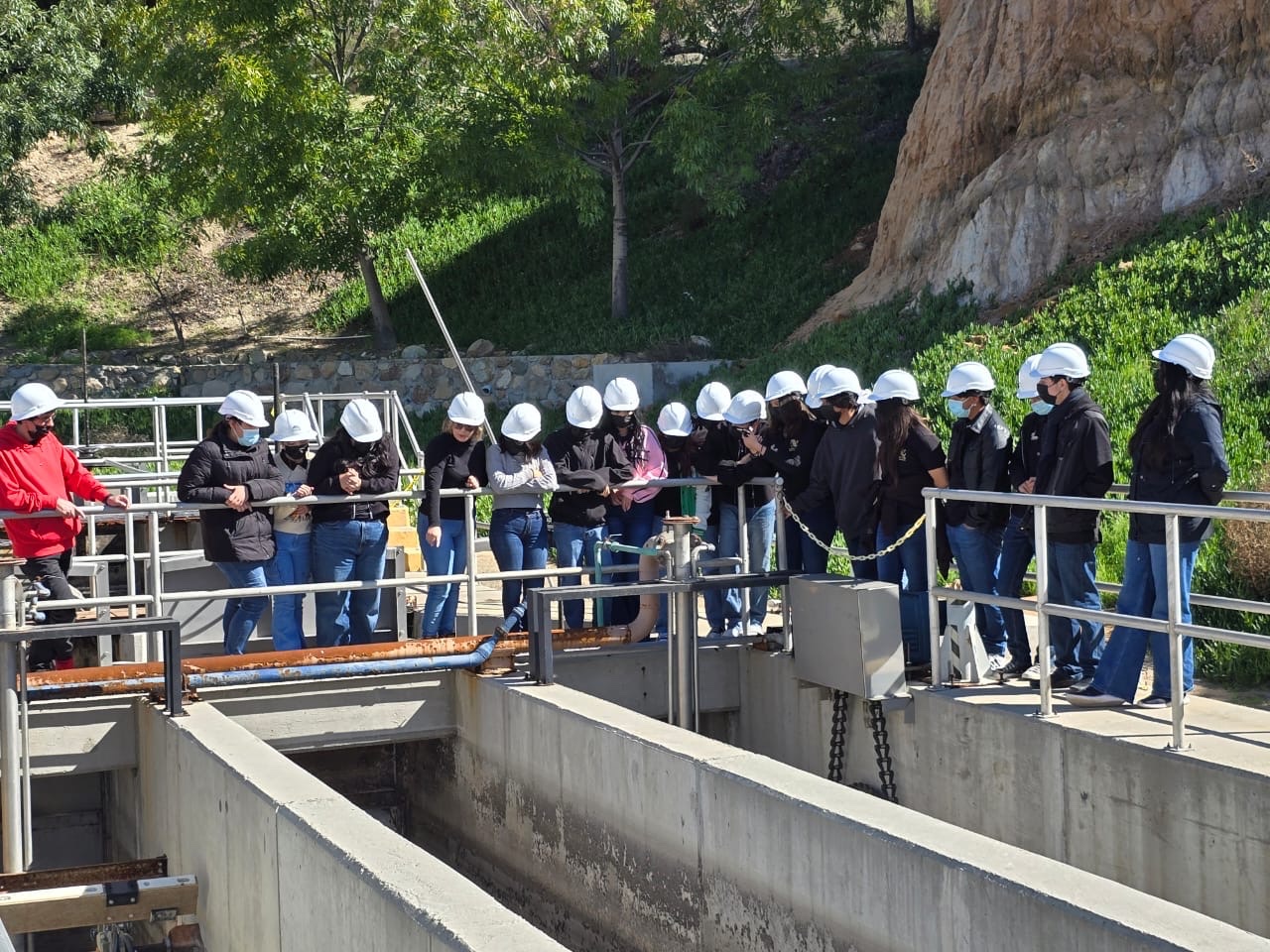 Estudiantes visitaron la Planta de Tratamiento José Arturo Herrera