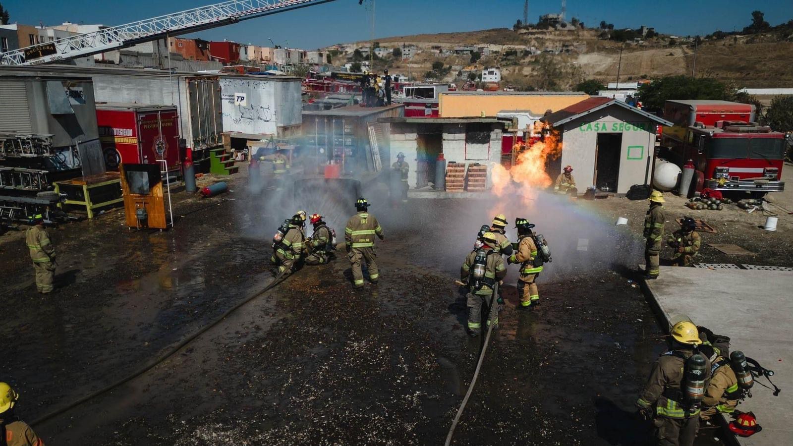 Bomberos de Rosarito Asisten al Tercer Congreso Internacional