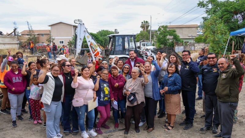 Beneficia XXV Ayuntamiento de Tijuana a más de 3 mil personas con limpieza de canal pluvial en Terrazas del Valle