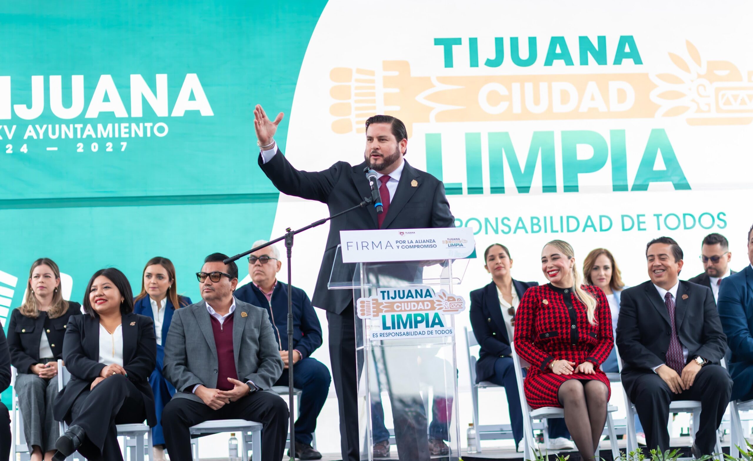 Firman Gobierno Municipal y sociedad civil ‘Alianza y Compromiso: Tijuana, Ciudad Limpia’