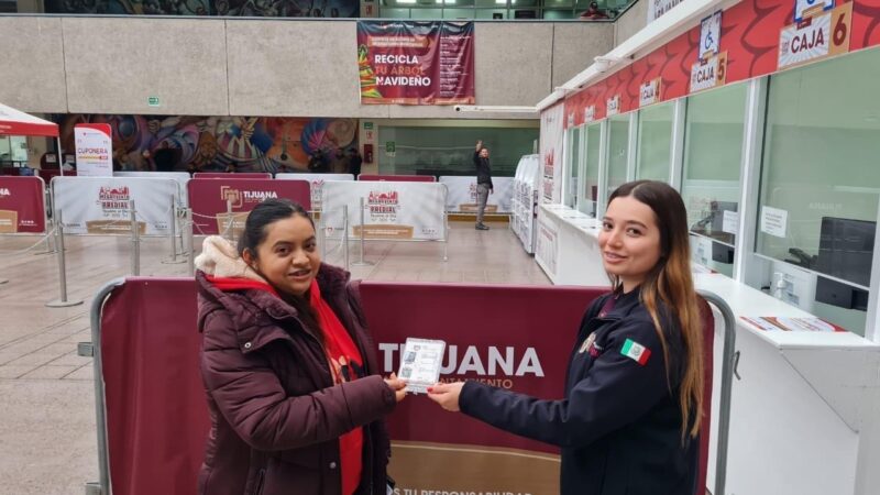 Revalida XXV Ayuntamiento de Tijuana cerca de 12 mil permisos a comercio ambulante y sobre ruedas
