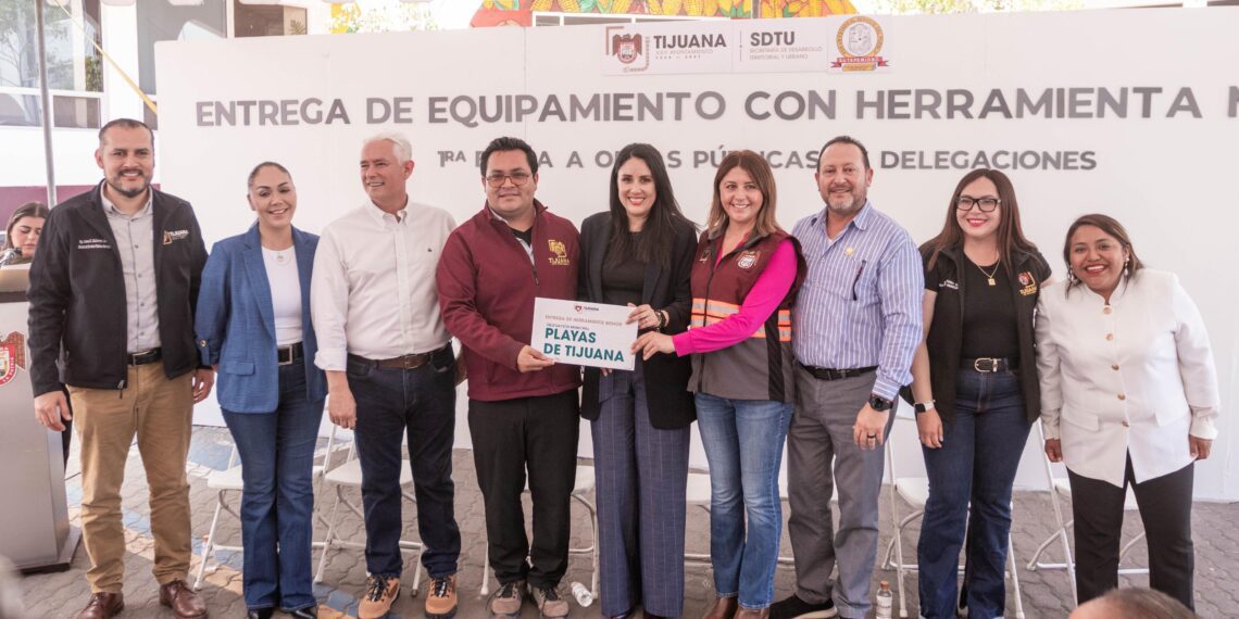 Entregan equipamiento y herramienta a las nueve delegaciones de Tijuana