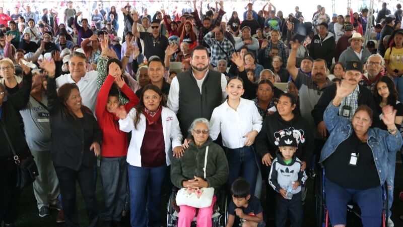 Acompaña Ismael Burgueño a diputada Evelyn Sánchez en jornada de apoyos a la ciudadanía