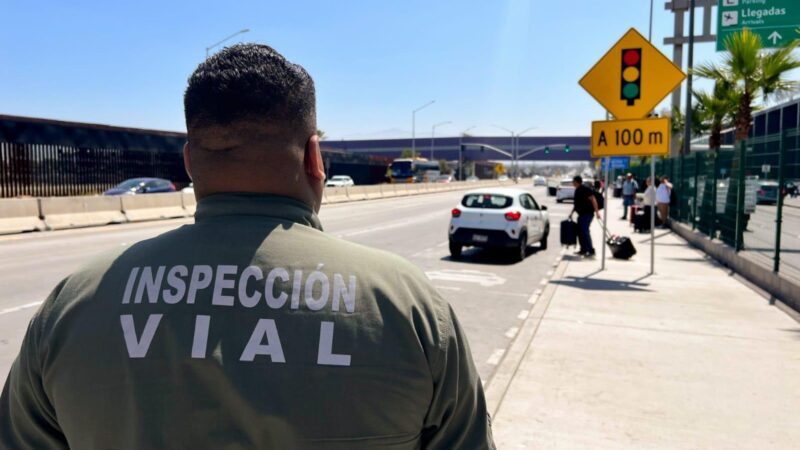 Refuerzan seguridad vial en zonas de transporte público en el Aeropuerto Internacional de Tijuana