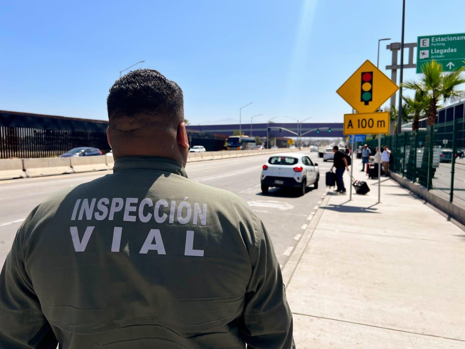 Refuerzan seguridad vial en zonas de transporte público en el Aeropuerto Internacional de Tijuana
