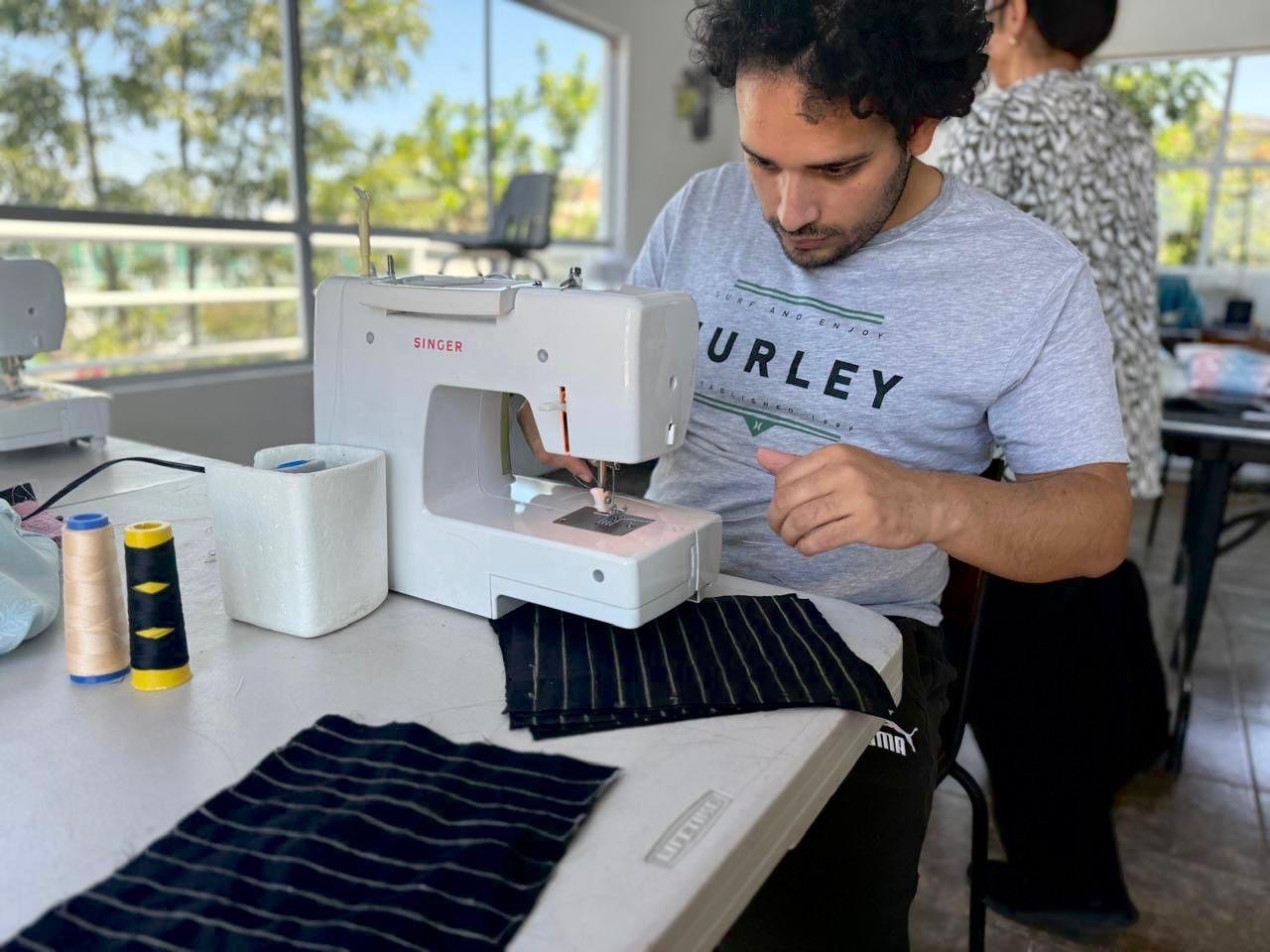 DIF Tijuana impulsa capacitación y emprendimiento en Centros Comunitarios