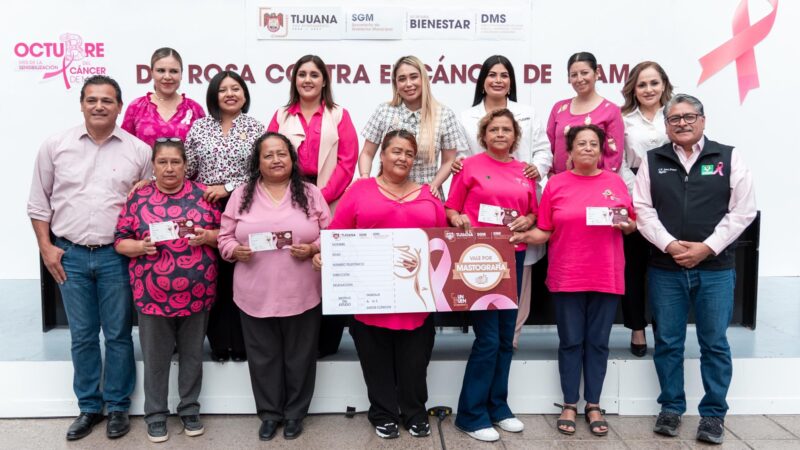 Tijuana impulsa prevención con entrega de 350 vales de mastografía