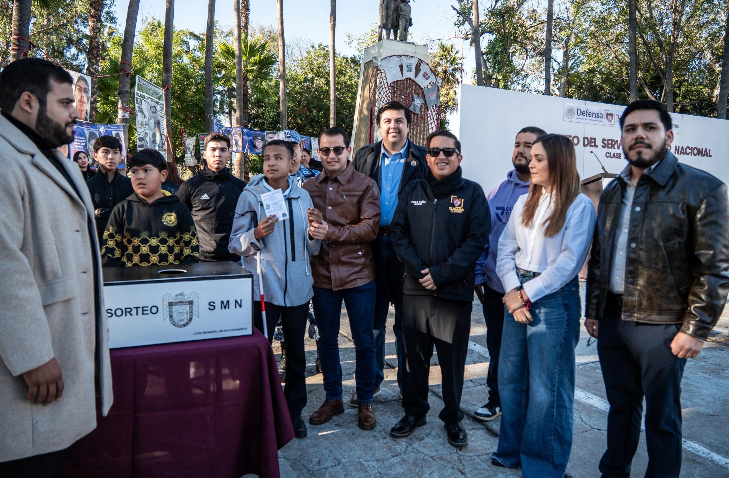 Tijuana reúne a 3,700 jóvenes en un sorteo histórico del Servicio Militar
