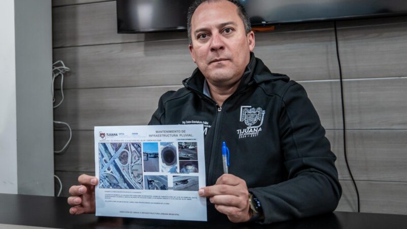 Realiza Gobierno Municipal trabajos de reparación de socavón en la Vía Rápida Oriente