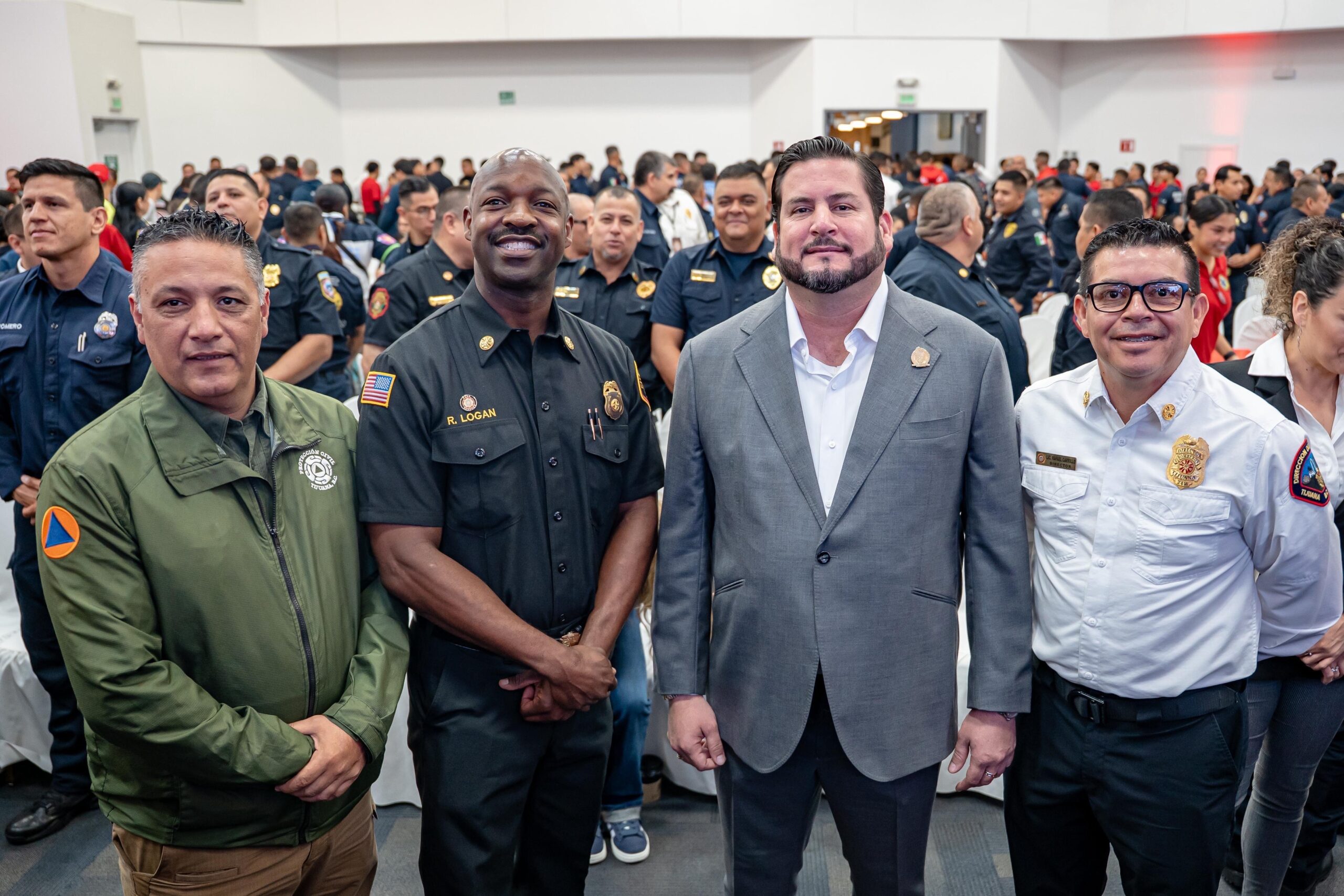 Inaugura Ismael Burgueño 4to.Congreso Internacional de Bomberos de Tijuana