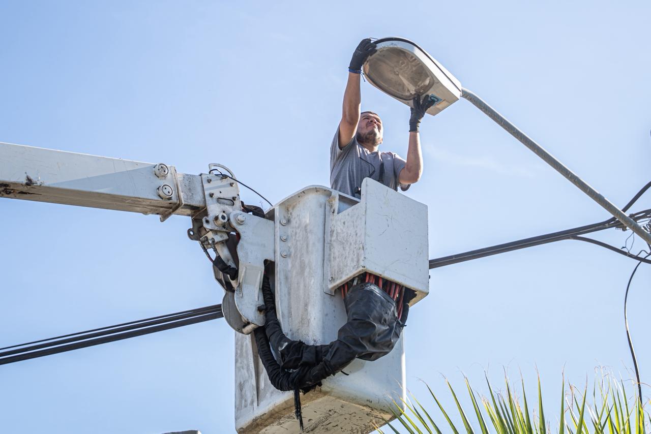 Tijuana transforma colonias con acciones de limpieza y alumbrado