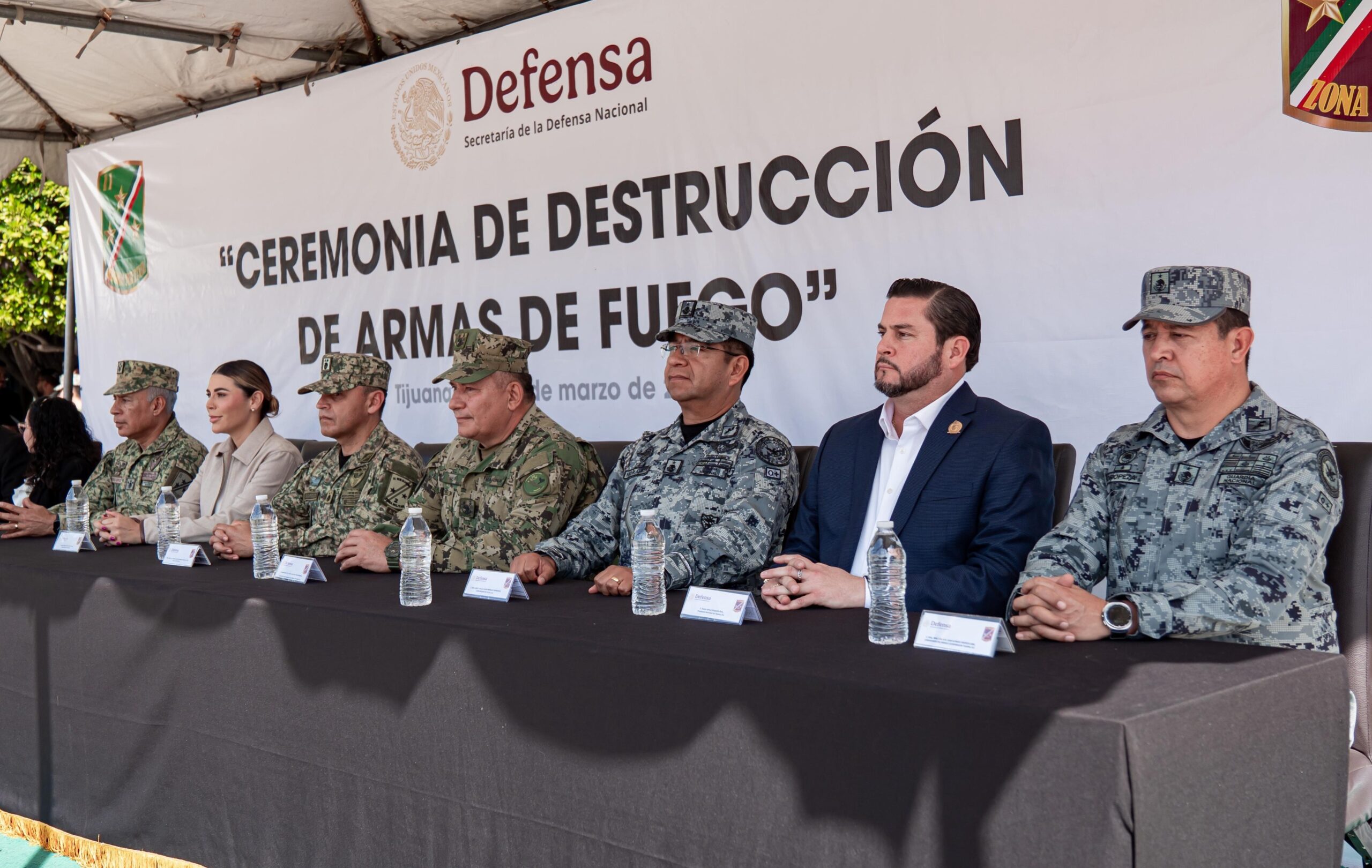 Asiste Ismael Burgueño a ceremonia de destrucción de armas de fuego en las instalaciones del Cuartel Morelos