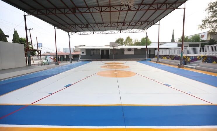 Escuela en Tijuana recibe mejoras con apoyo municipal