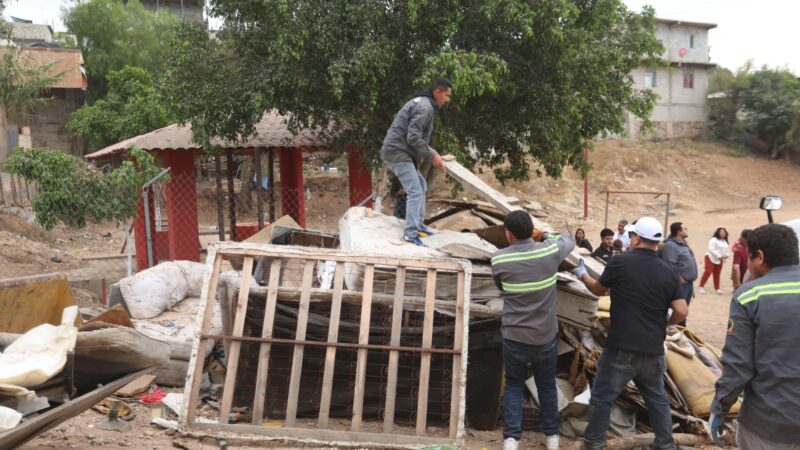 Retira Gobierno Municipal más de 55 toneladas de basura en colonias de las delegaciones Otay Centenario, La Mesa y Sánchez Taboada