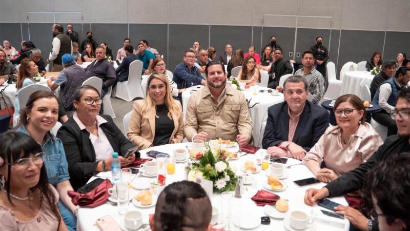 Celebra presidente de Tijuana Ismael Burgueño Ruiz el Día de la Libertad de Expresión con la prensa