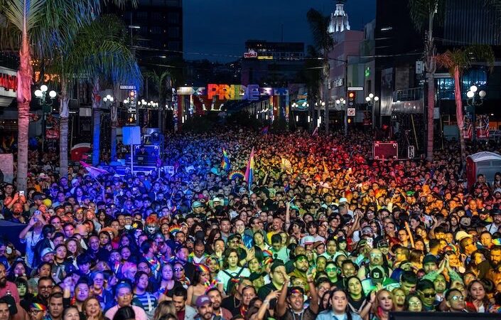 Más de 20 mil personas participan en el Pride 2026 de Tijuana