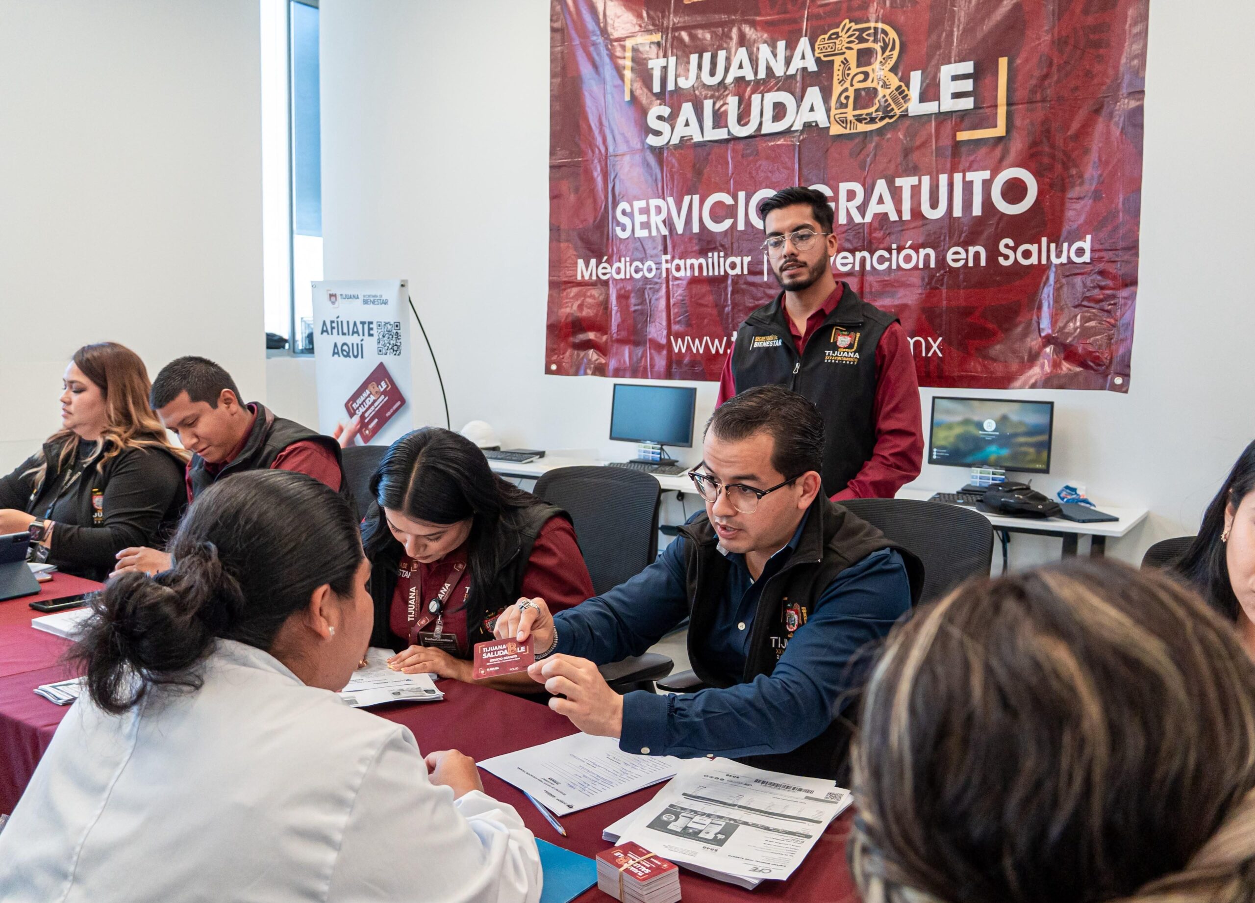 Trabajadores de Essilor Luxottica podrán afiliarse a «Tijuana Saludable» en su centro laboral