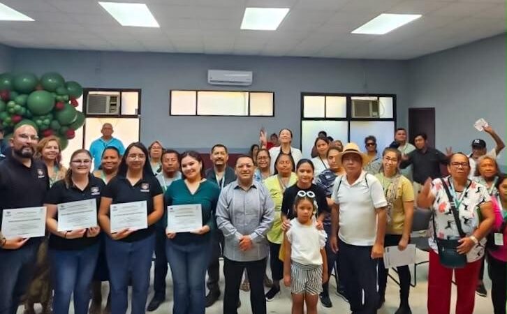 Capacita XXV Ayuntamiento de Tijuana en Lengua de Señas Mexicana a Comisarios Sociales Honorarios