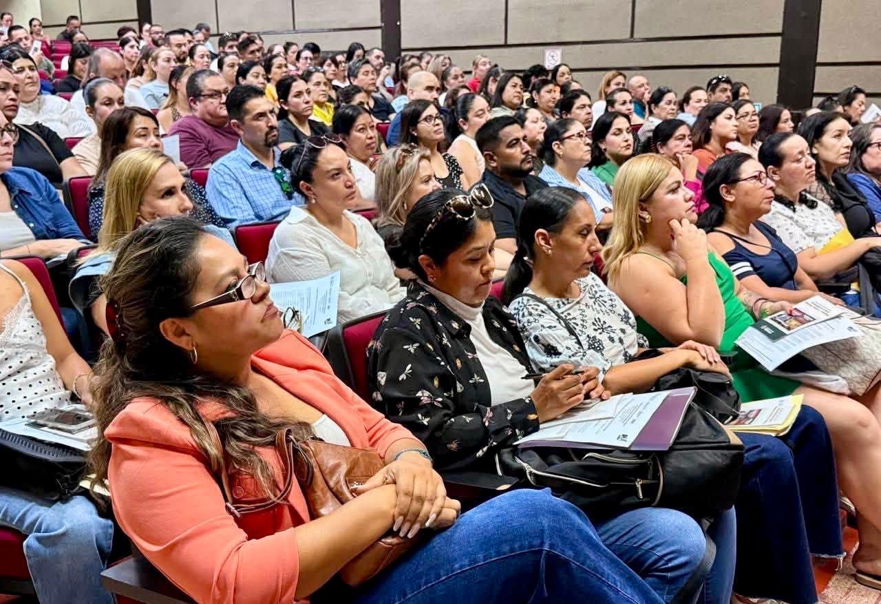 Más de 2 mil padres reciben taller de crianza en Tijuana