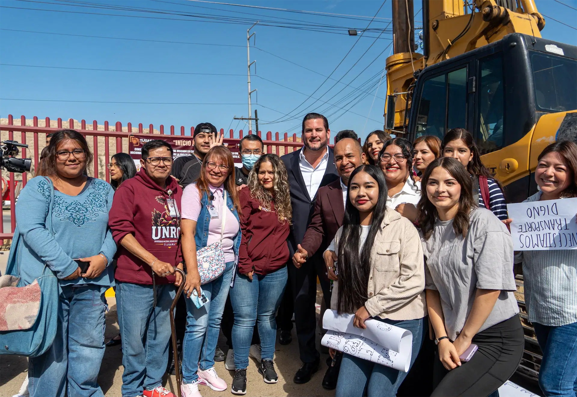 Tijuana construye puente peatonal de 51 mdp para universitarios